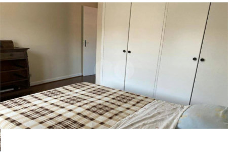 Sobrado à venda com 4 quartos, sendo 1 suíte, em Parque Jabaquara, São Paulo, SP
