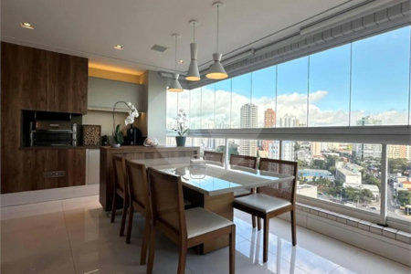Apartamento à venda com 3 suítes em Nova Petrópolis, São Bernardo do Campo, SP