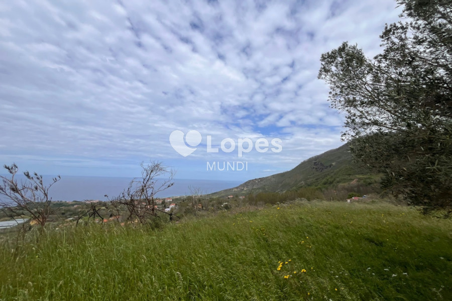 Terreno à venda em San Lucido, Cosenza, Itália – 1.700 m² e vista para o mar