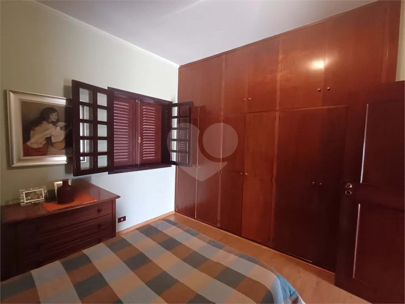 Sobrado à venda com 4 quartos, sendo 2 suítes, em Água Fria, São Paulo, SP