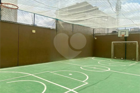 Apartamento à venda com 2 quartos, sendo 1 suíte,  em Quarta Parada, São Paulo, SP