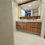 Apartamento à venda com 3 quartos, sendo 1 suíte, em Santo Amaro, São Paulo, SP