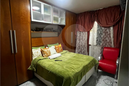 Sobrado à venda com 5 quartos, sendo 3 suítes, em Jardim Jaraguá (são Domingos), São Paulo, SP