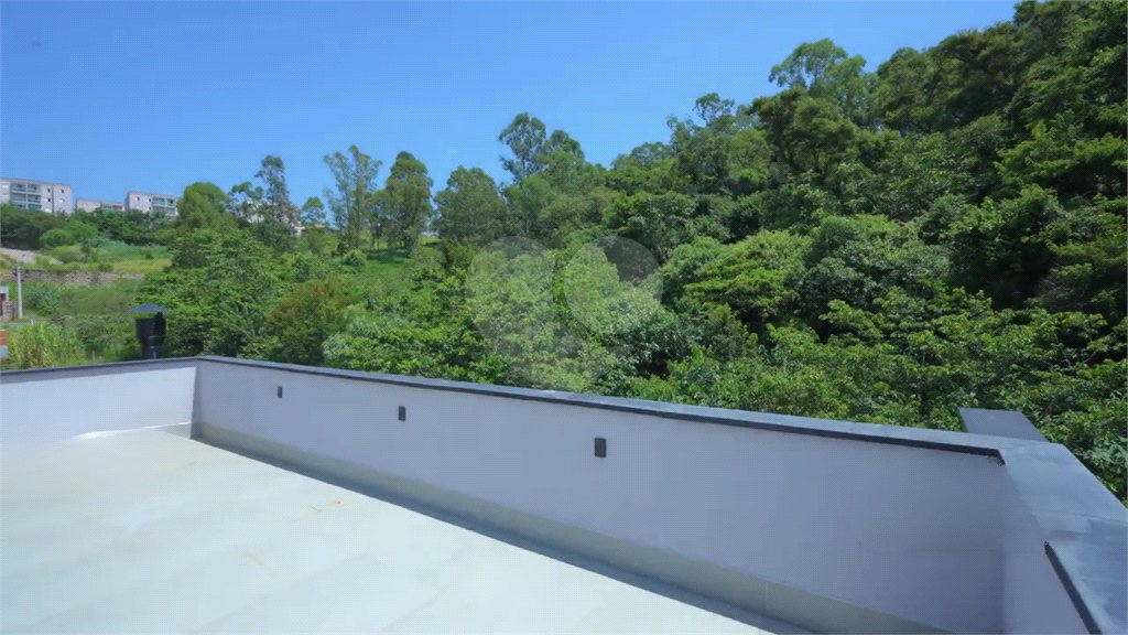 Casa à venda com 3 suítes em Pinheirinho, Vinhedo, SP