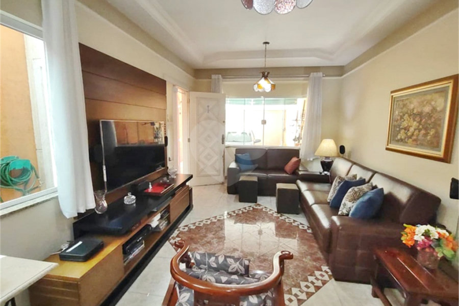Casa à venda com 3 suítes em Parada Inglesa, São Paulo, SP