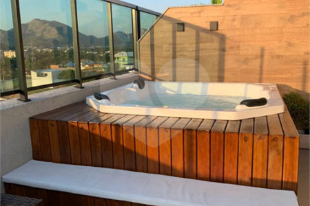 Apartamento à venda com 4 quartos, sendo 1 suíte, em Campo Grande, Rio de Janeiro, RJ