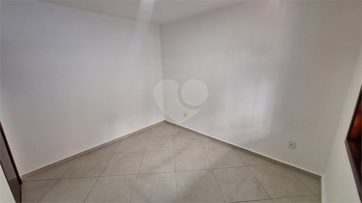 Casa Térrea à venda com 2 quartos, sendo 1 suíte, em Campo Grande, Rio de Janeiro, RJ