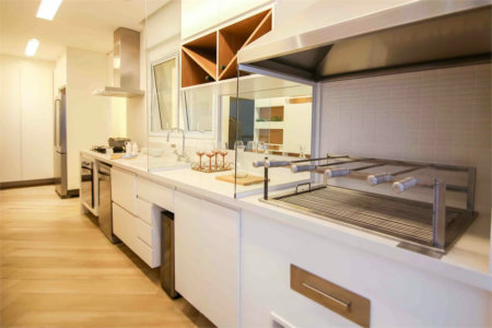Apartamento à venda com 3 suítes em Vila Andrade, São Paulo, SP