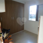 Casa à venda com 3 quartos, sendo 1 suíte, no condomínio Morada dos Pinheiros, São Paulo - SP