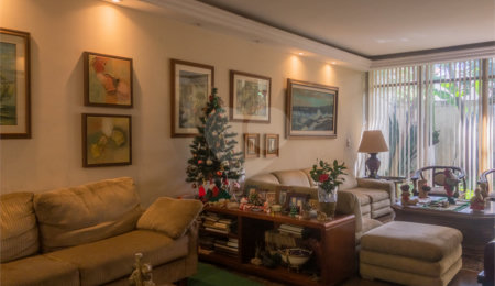 Casa à venda com 3 quartos, sendo 2 suítes,  em Granja Julieta, São Paulo, SP