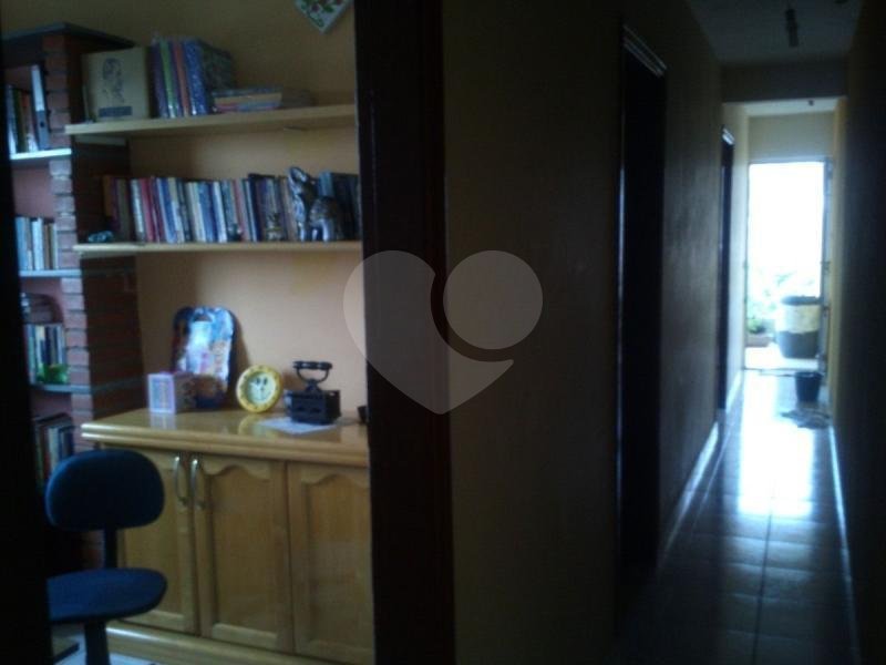 Sobrado à venda com 4 quartos, sendo 1 suíte, em Vila Nova Cachoeirinha, São Paulo, SP