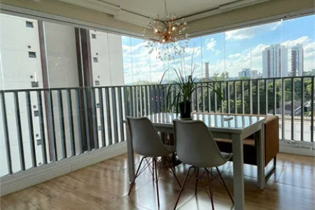 Apartamento à venda com 4 quartos, sendo 2 suítes,  em Pinheiros, São Paulo, SP