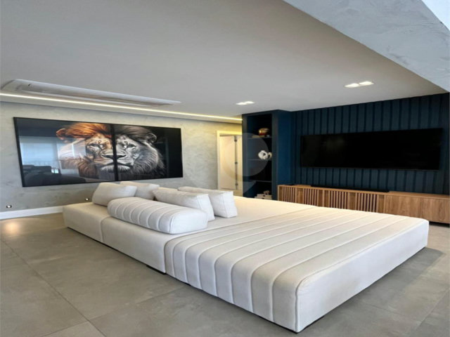 Apartamento à venda com 3 quartos, sendo 1 suíte,  em Jardim Prudência, São Paulo, SP