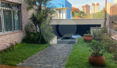 Casa à venda com 3 quartos, sendo 1 suíte,  em Santo Amaro, São Paulo, SP