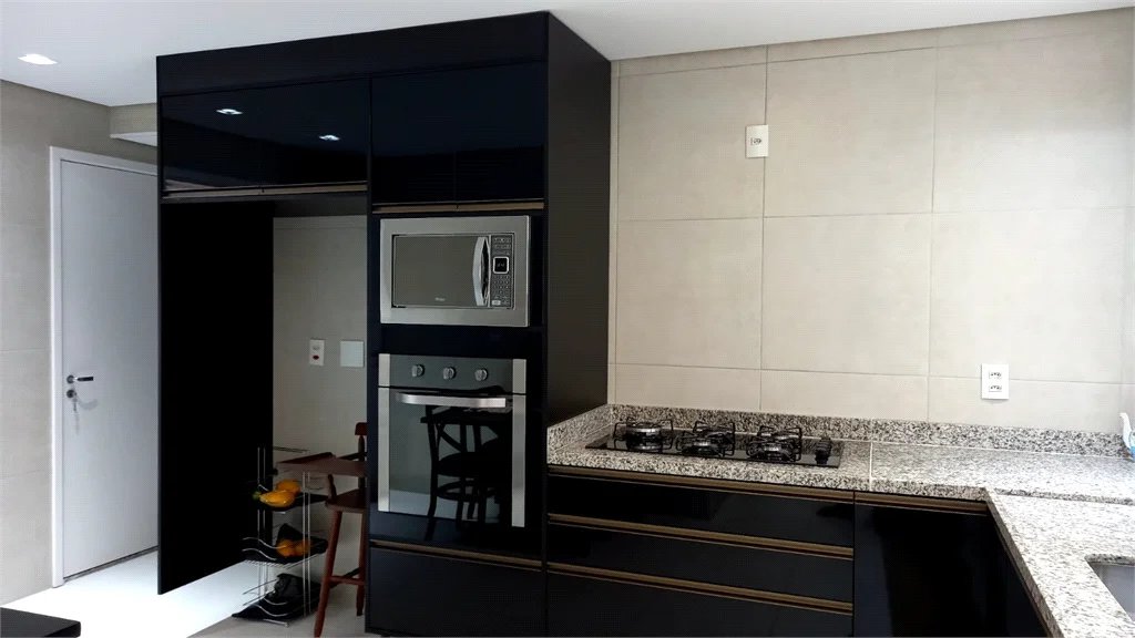 Apartamento à venda com 4 suítes em Vila Suzana, São Paulo, SP