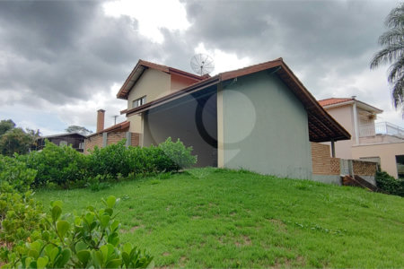 Casa à venda ou para alugar com 3 suítes no condomínio Campos de Santo Antonio I, Itu - SP