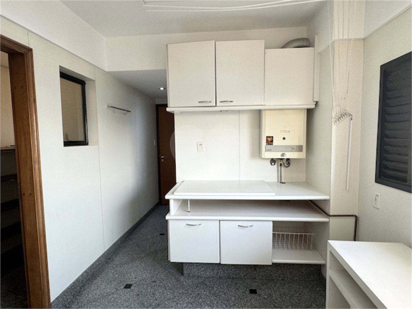 Cobertura à venda ou para alugar com 5 quartos, sendo 4 suítes, em Santo Amaro, São Paulo, SP