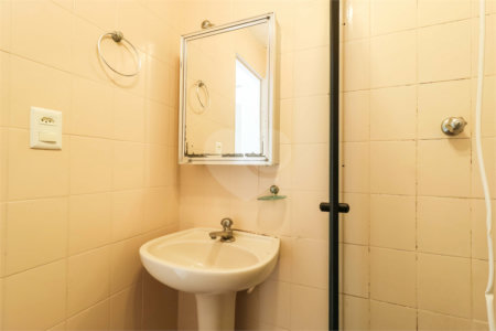 Apartamento com 1 Dorm e 1 vaga à venda na Bela Vista