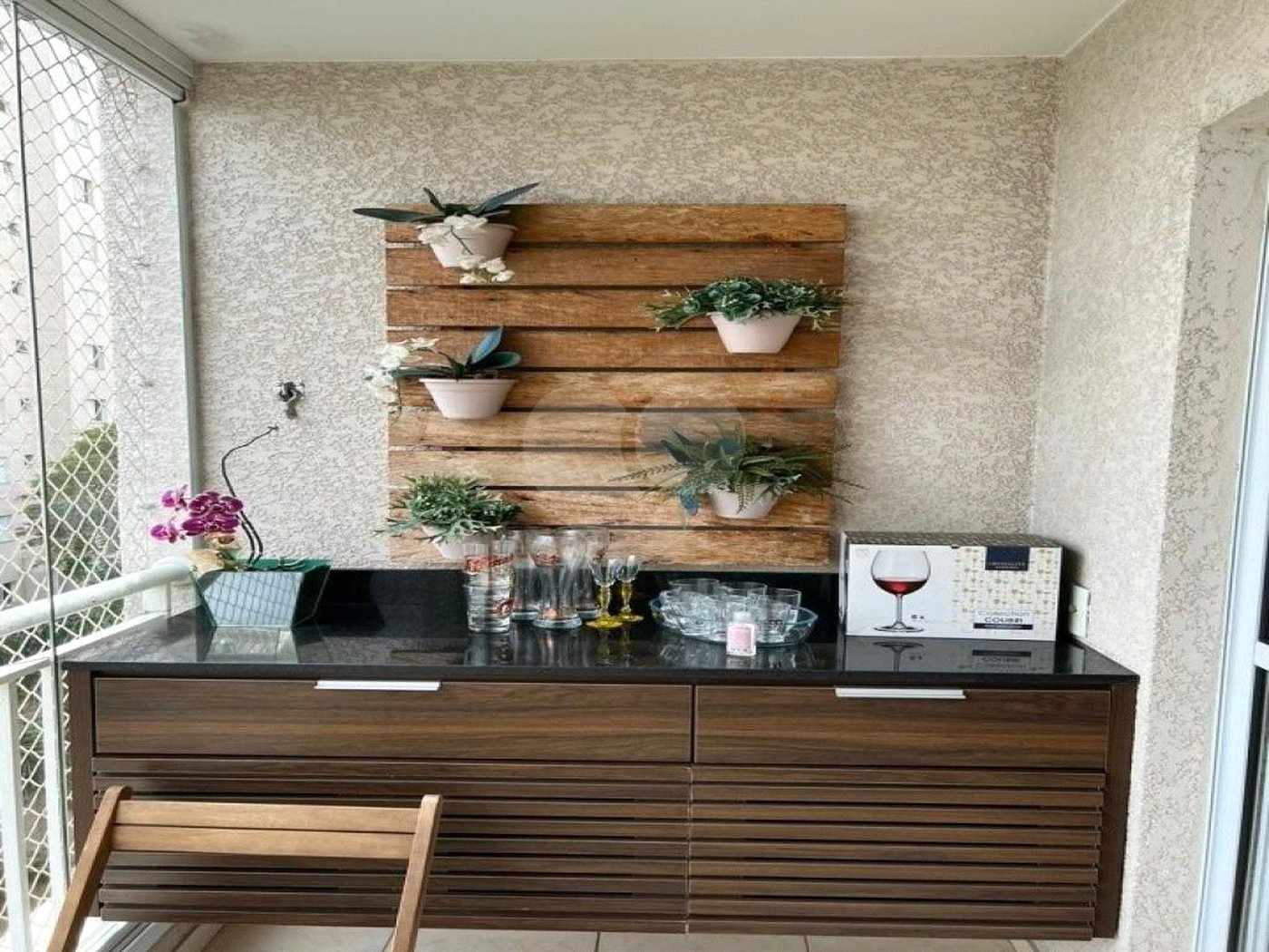 Apartamento à venda com 3 quartos, sendo 1 suíte,  em Vila Guilherme, São Paulo, SP
