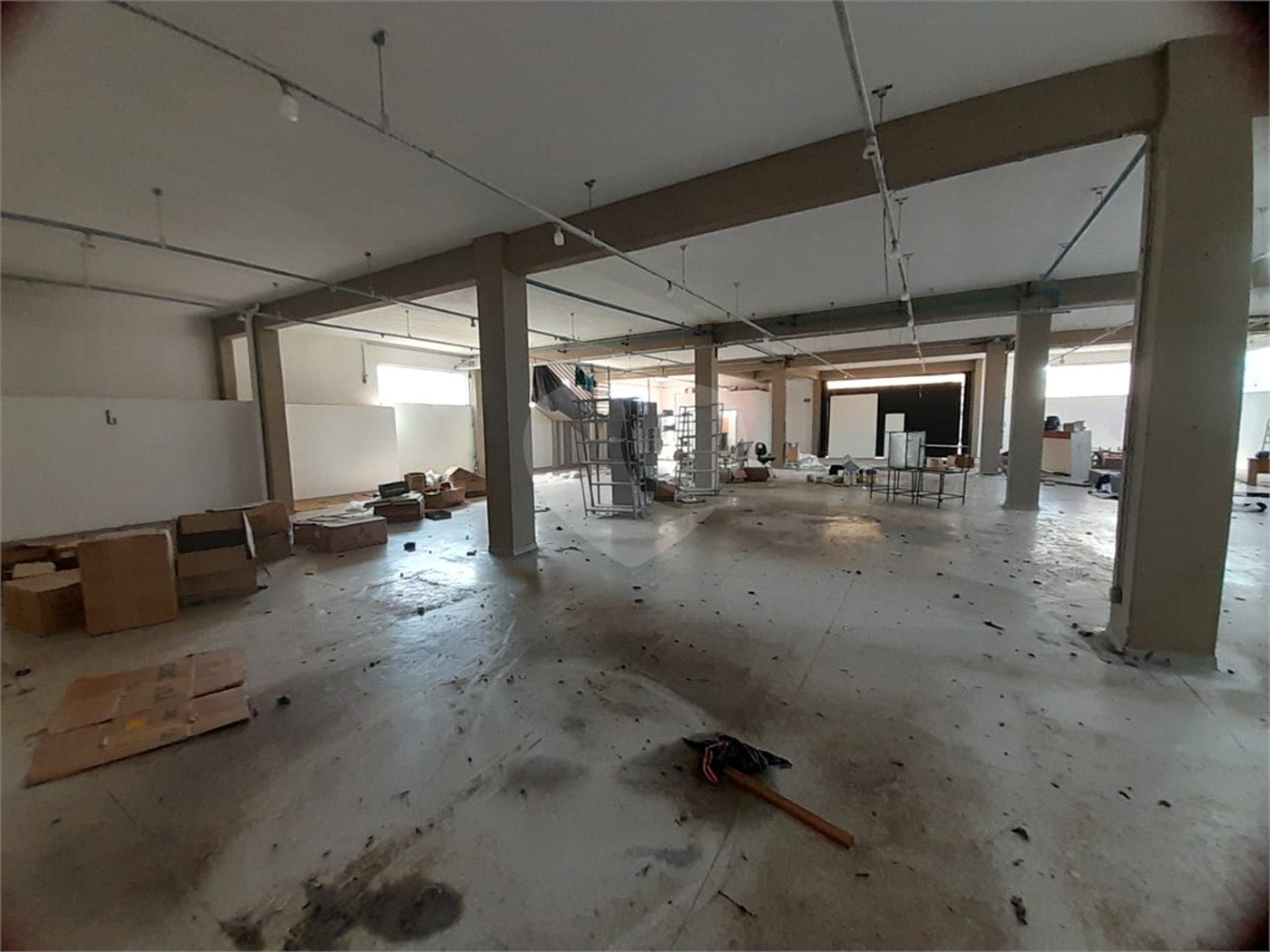 Galpão Industrial no Jardim Tangará - 1.714,91 m² de Área Útil