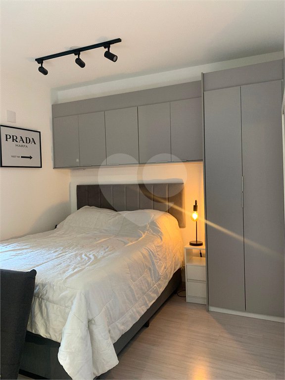 PINHEIROS - APARTAMENTO NOVO MOBILIADO