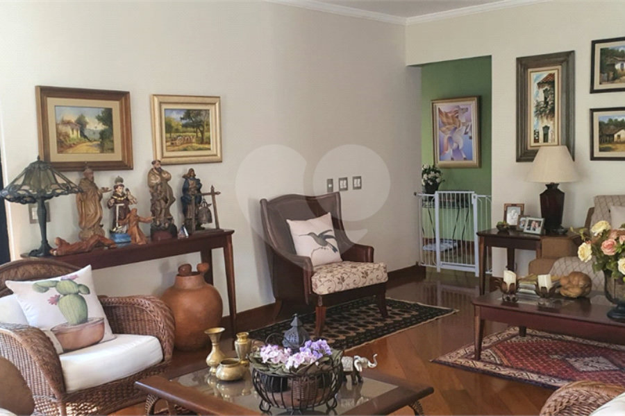 Apartamento à venda com 4 quartos, sendo 3 suítes,  em Perdizes, São Paulo, SP