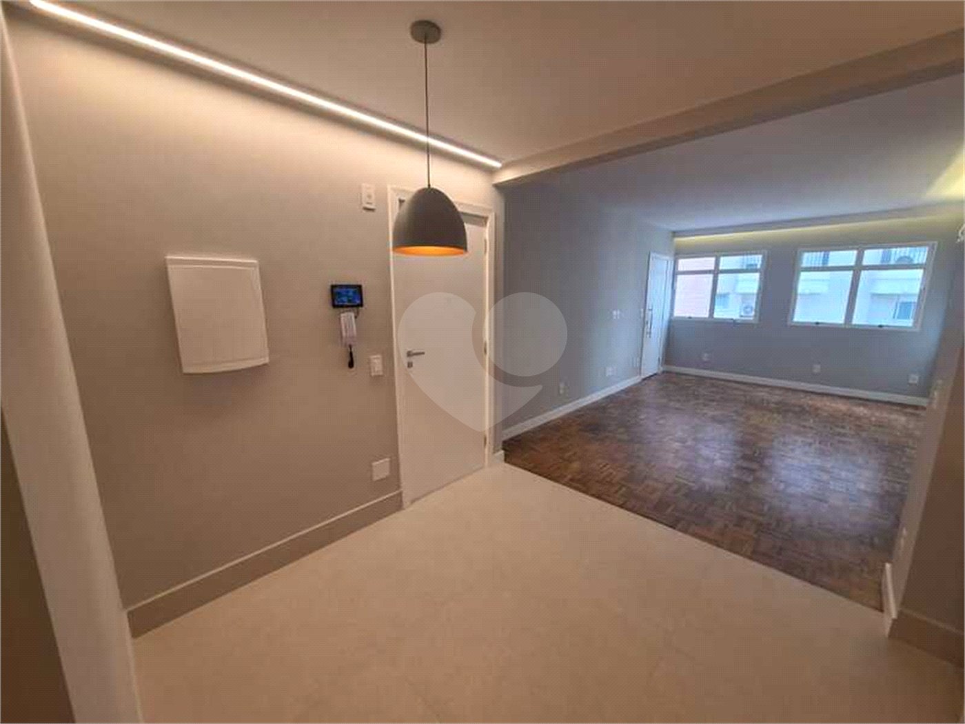 Apartamento à venda com 3 quartos, sendo 1 suíte, em Itaim Bibi, São Paulo, SP