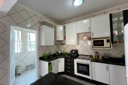 Apartamento Residencial à venda, Jardim Virginia, Guarujá - AP0424.