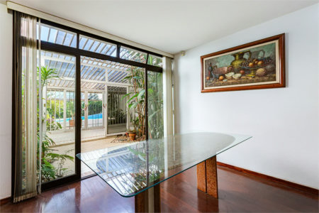 Casa à venda com 6 quartos, sendo 4 suítes, em Butantã, São Paulo, SP