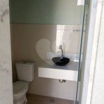 Casa à venda com 4 quartos, sendo 1 suíte, no condomínio Atlantico Sul, Rio de Janeiro - RJ