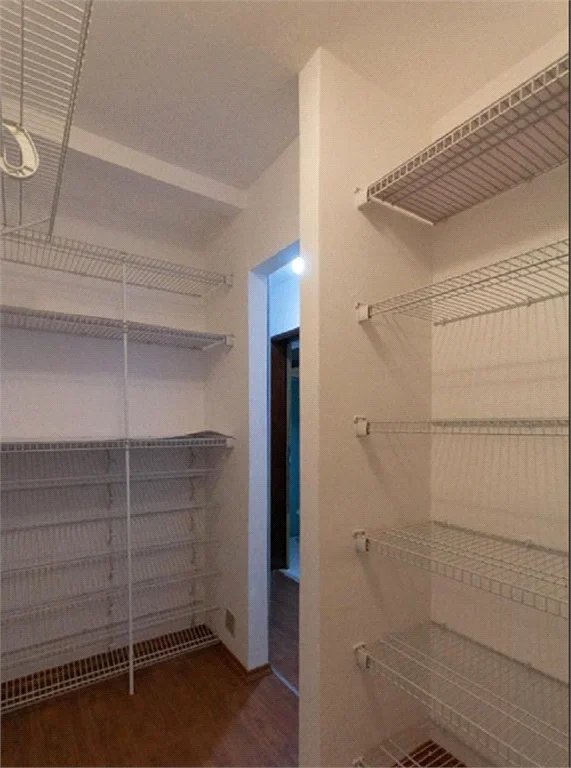 Cobertura à venda com 4 quartos, sendo 1 suíte,  em Jardim Londrina, São Paulo, SP