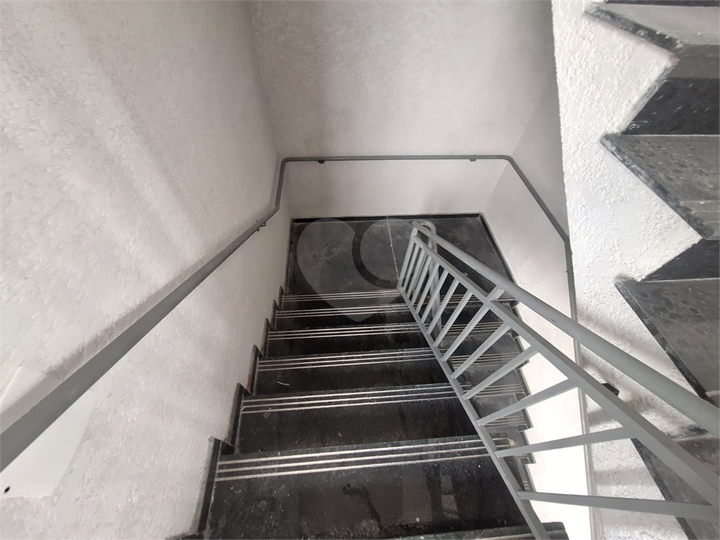 Casa à venda com 2 quartos no condomínio Ângelo Calandrino, São Paulo - SP