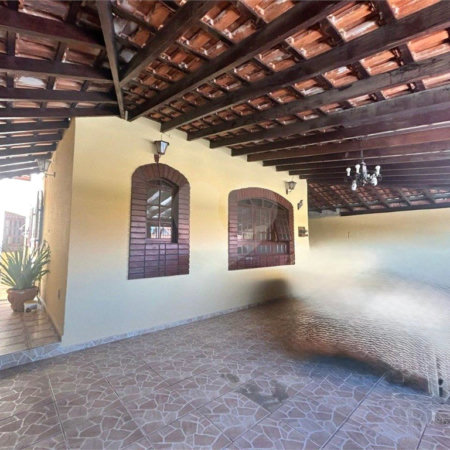 Casa à venda com 3 quartos, sendo 1 suíte,  em Éden, Sorocaba, SP