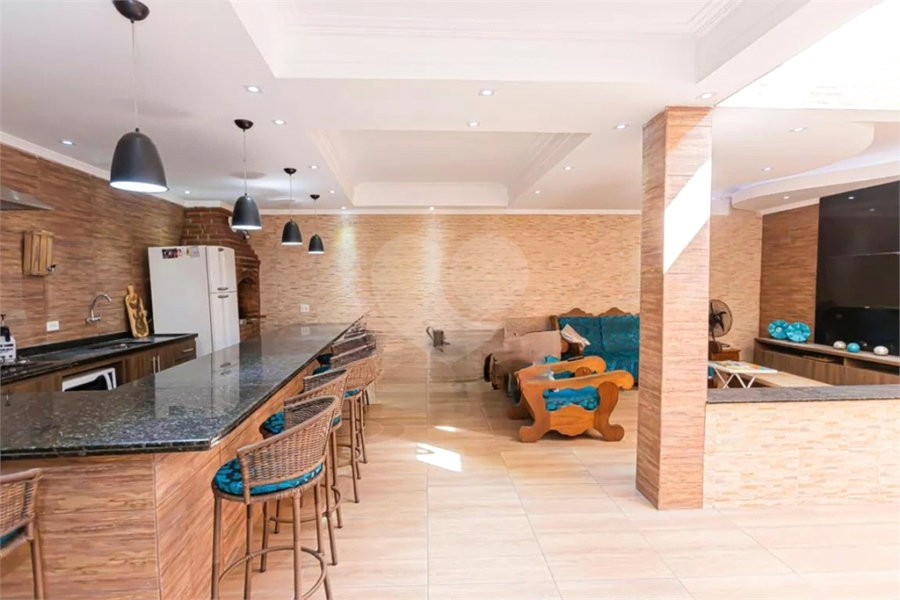 Sobrado à venda com 4 quartos, sendo 3 suítes, em Casa Verde, São Paulo, SP