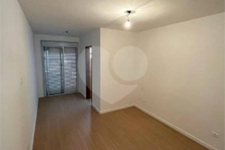Sobrado à venda com 3 quartos, sendo 1 suíte,  em Jardim Pirajussara, São Paulo, SP