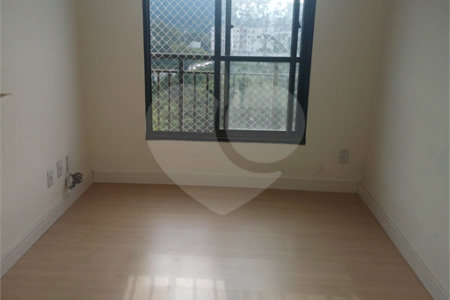 Apartamento à venda com 2 quartos em Lageado, Cotia, SP