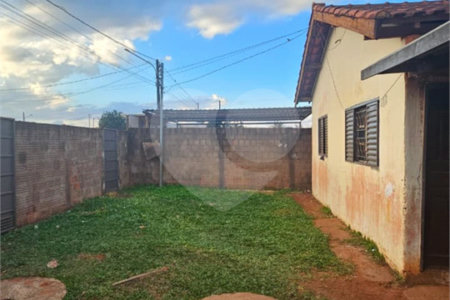 Casa à venda com 2 quartos em Jardim Ivone 1ª Seção, Ponta Porã, MS