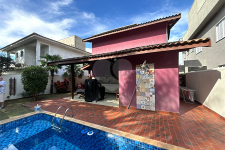 Casa à venda com 3 suítes no condomínio Atibaia Park I, Atibaia - SP