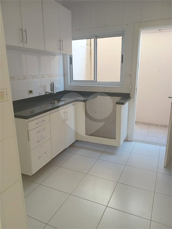 Casa à venda com 2 suítes no condomínio Villa Dell Victor, São Paulo - SP