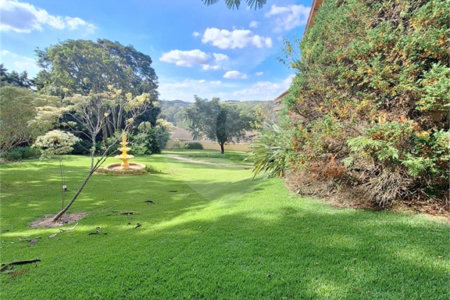 Casa à venda com 3 suítes no condomínio Chácaras do Lago, Vinhedo - SP