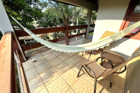 Casa à venda com 4 quartos, sendo 2 suítes,  no condomínio Villaggio Capriccio, Louveira - SP