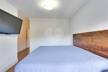 Apartamento à venda com 3 suítes em Alto da Boa Vista, São Paulo, SP