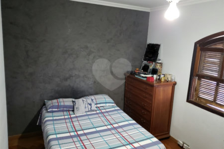 Sobrado à venda com 3 quartos, sendo 1 suíte, em Vila Gustavo, São Paulo, SP