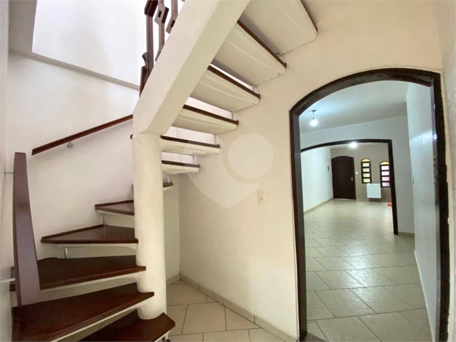 Casa à venda com 4 quartos, sendo 2 suítes, em Parque Santana, Mogi das Cruzes, SP