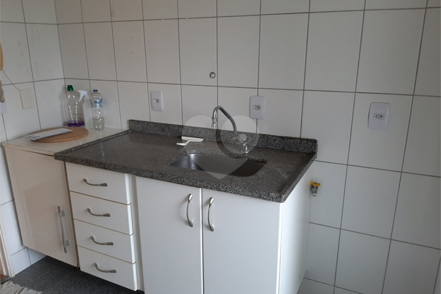 Apartamento à venda ou para alugar com 3 quartos, sendo 1 suíte, em Morumbi, São Paulo, SP