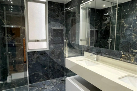 Apartamento à venda com 4 suítes em Vila Suzana, São Paulo, SP