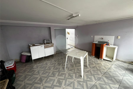 Casa à venda com 3 quartos, sendo 2 suítes, em Vila Regina, Itapetininga, SP