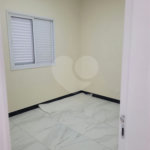 Apartamento à venda com 3 quartos, sendo 1 suíte, em Conjunto Residencial Irai, Suzano, SP