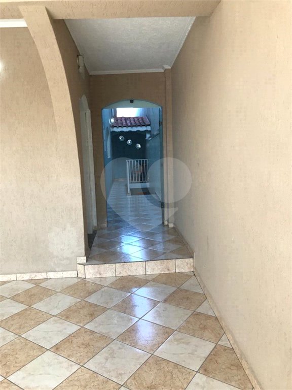 Sobrado à venda com 3 quartos, sendo 1 suíte, em Jardim Mauá, Mauá, SP