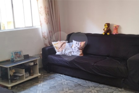 Casa à venda com 3 quartos em Parada Inglesa, São Paulo, SP